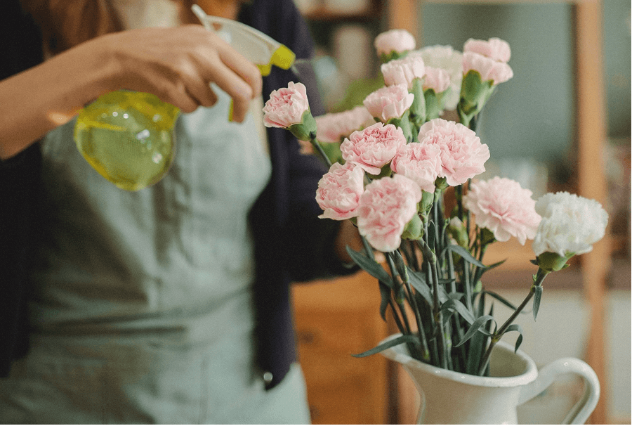 Real vs. Artificial Flowers: Can You Tell the Difference?